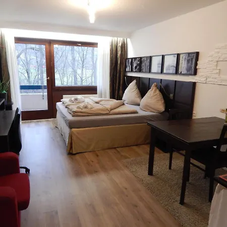 Free - Am Bruehlbach Apartman *