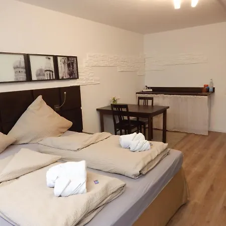 Free - Am Bruehlbach *